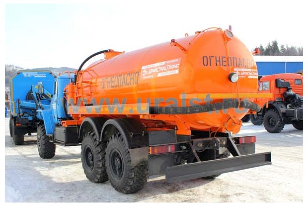 Автоцистерна Урал