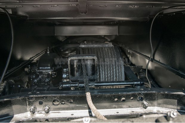 Задняя лебедка (опция)