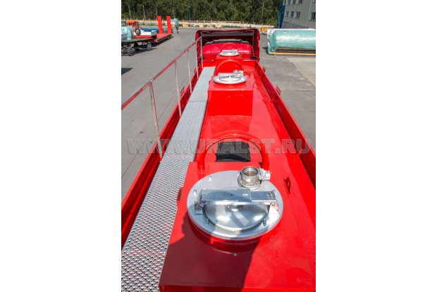 Площадка обслуживания цистерны