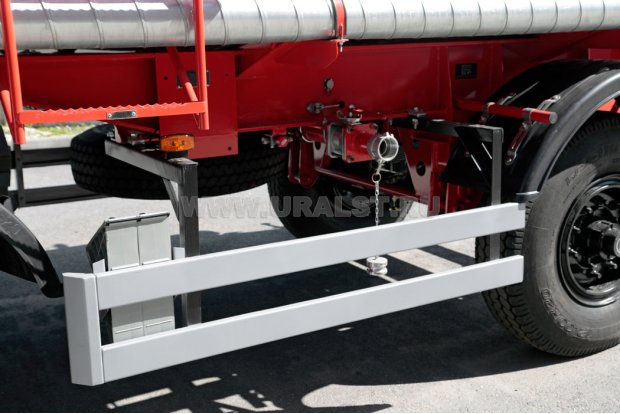 Боковая защита