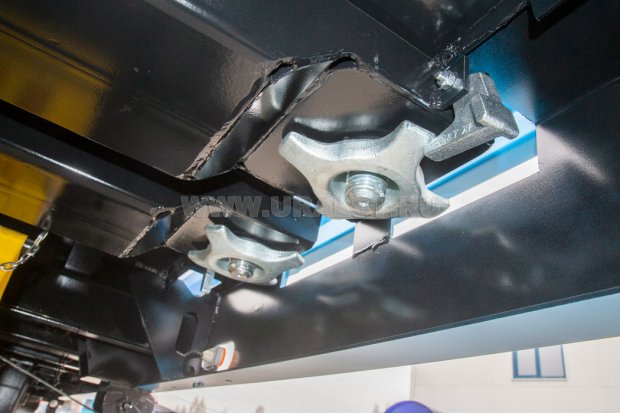 Контейнеровозный фитинг