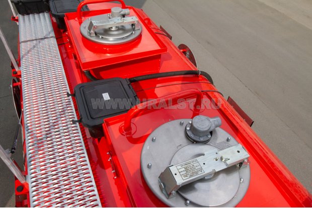 Площадка обслуживания цистерны