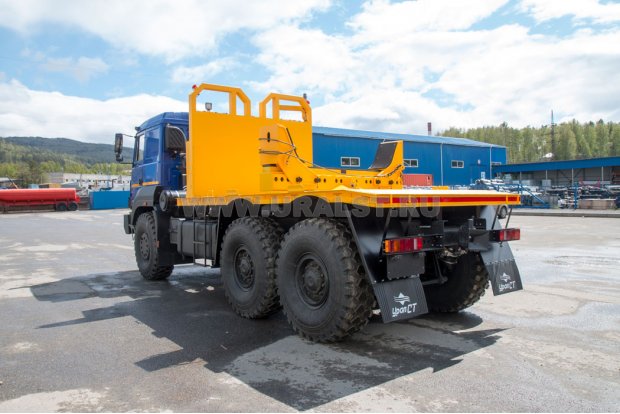 Трубоплетевозный тягач ТПВ УСТ 5453 Урал 6370К