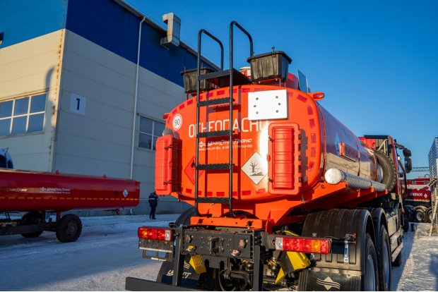 Лестница на площадку обслуживания