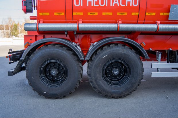 Оси полуприцепа