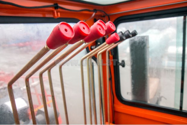 Управление SOOSAN SA040C 