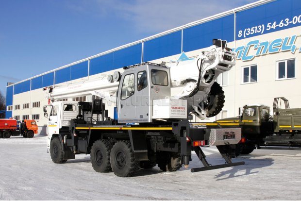 Автокран Челябинец КС-55732 25 тонн 32,7 м Камаз 43118-46