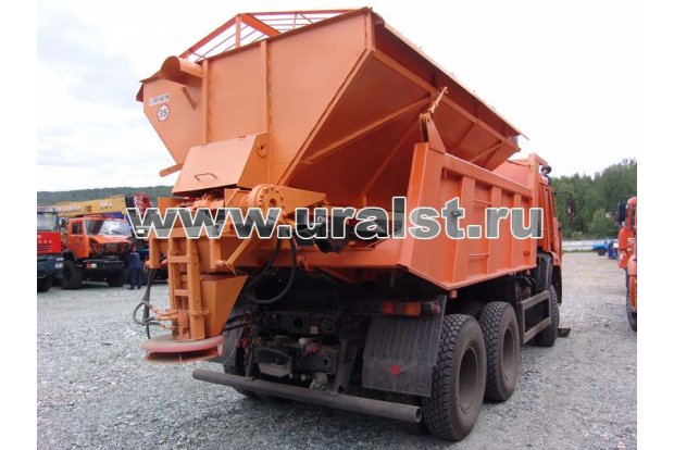 Комбинированная уборочная машина МД-651