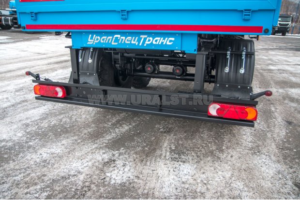 Задний противоподкатный брус