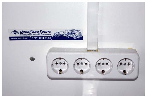 Розетки для подключения оборудования лаборатории