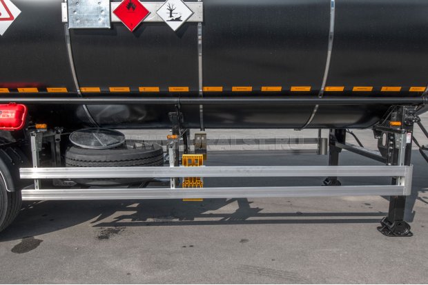 Боковая защита