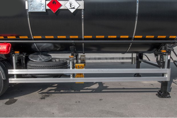 Боковая защита