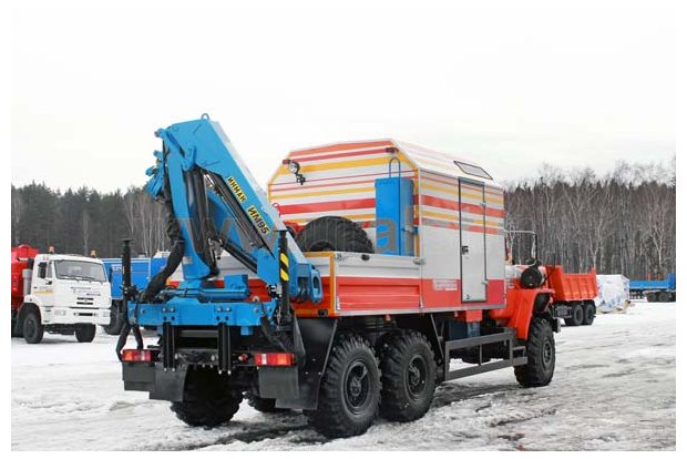 Автофургон Урал с крано-манипуляторной установкой ИМ-95