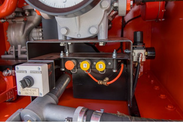 Блок управления донными клапанами