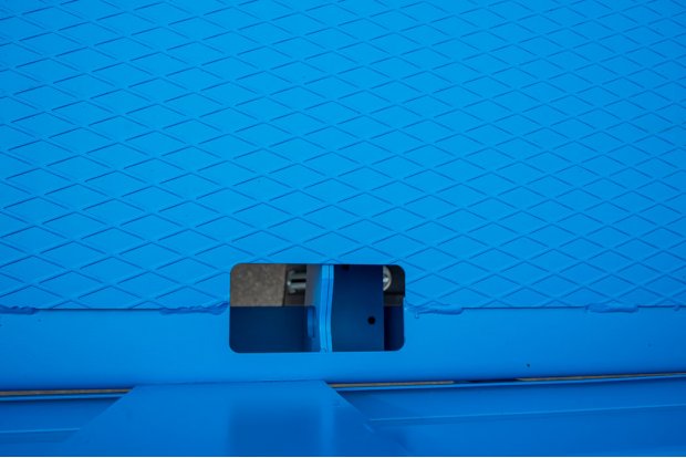 Потайные петли для увязки груза