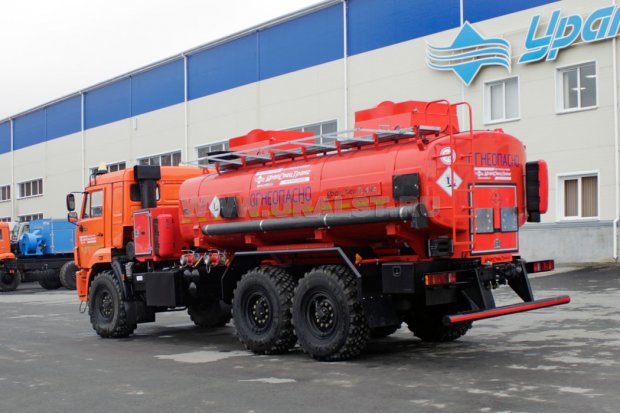 Автотопливозаправщик АТЗ Камаз