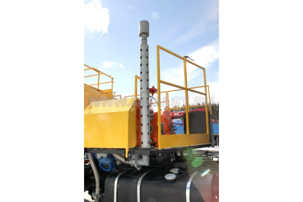 Установка для кислотной обработки скважин СИН-32