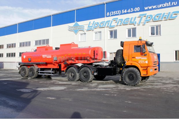 Полуприцеп цистерна для нефтепродуктов