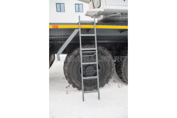 Лестница к кабине оператора