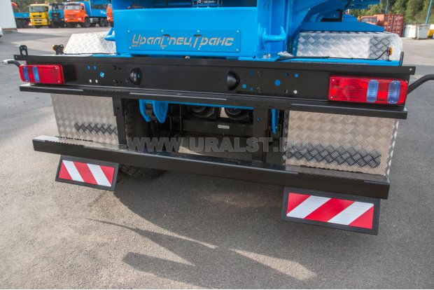 Противоподкатный брус полуприцепа УСТ