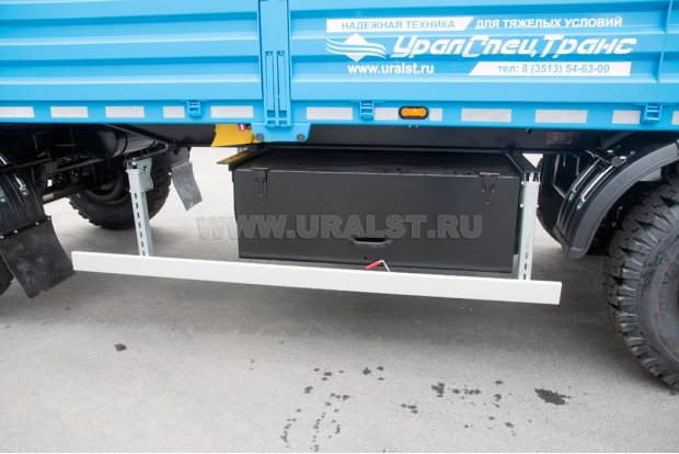 Боковая защита