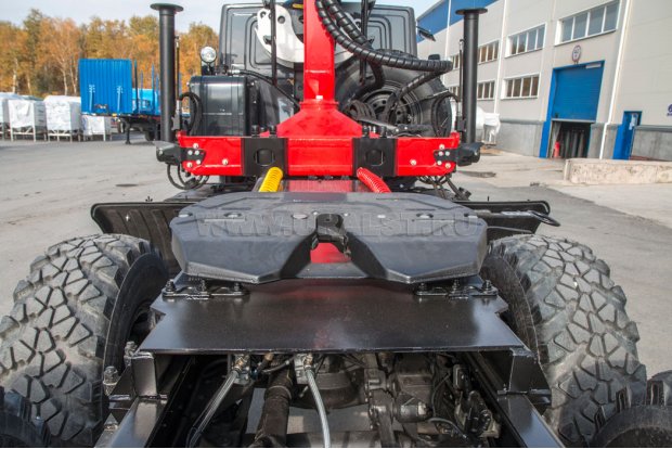 Седельно-сцепное устройство тягача