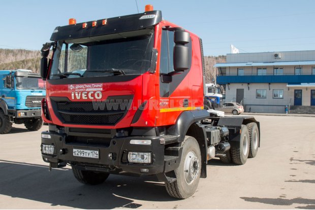 Седельный тягач IVECO-AMT 633911