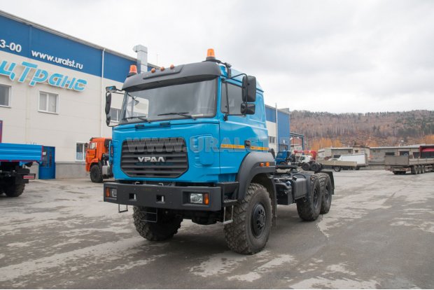 Седельный тягач УСТ 5453 Урал 44202-3511-82Е5 ЛВЖ
