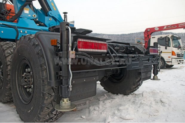 Опоры на заднем свесе