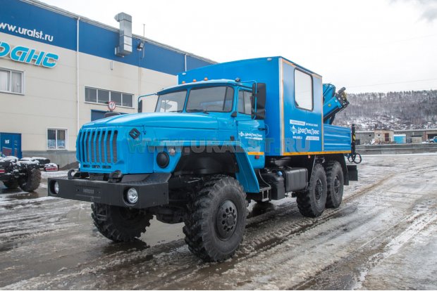 Грузопассажирский автомобиль ГПА 6+2 откр. с КМУ ИМ-95 УСТ 5453 Урал 4320Е5 