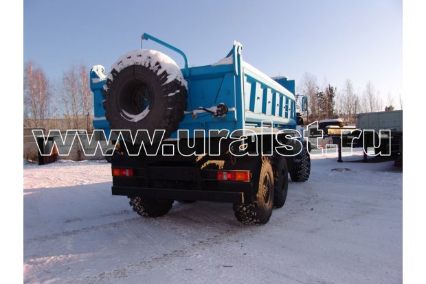 самосвал Урал