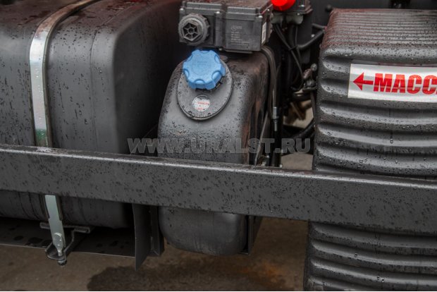 Бак с реагентом