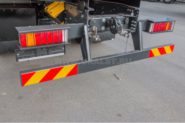 Задниц противоподкатный брус