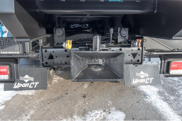 Заднее сцепное устройство