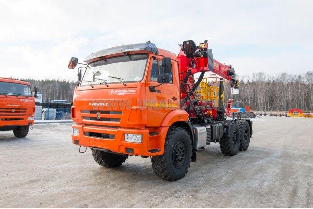 Седельный тягач с КМУ ИТ-200 (тросовый, люлька) УСТ 5453 Камаз 43118 
