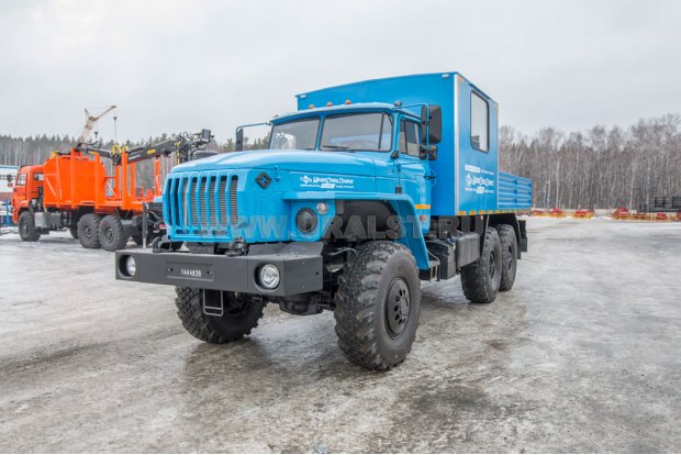Грузопассажирский автомобиль ГПА 6+2 откр. УСТ 5453 Урал 5557-60Е5 базовая