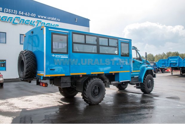Автобус вахтовый Урал NEXT 32552-5013-73Е5