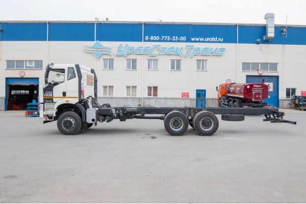 Шасси FAW СА3250 6х6, 420л.с., база 4800