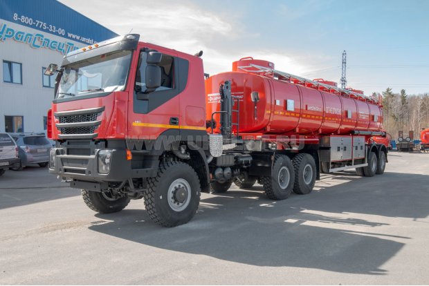 Полуприцеп цистерна ППЦ 35П-24Д-3 + Тягач АМТ N.V. 632910 (6х6)