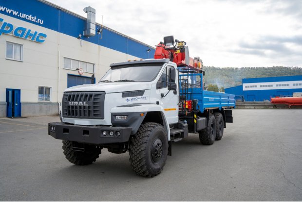 Автомобиль бортовой с КМУ ИТ-150 (тросовый) УСТ 5453 Урал NEXT 4320-72Е5