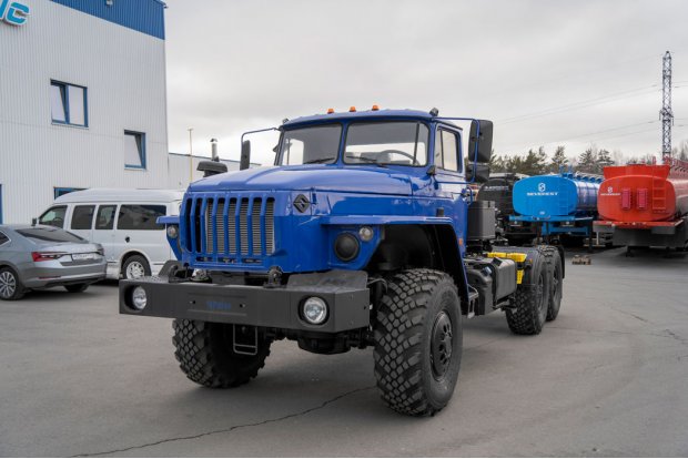 Седельный тягач Урал 4320-60