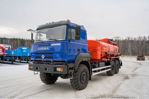 Автотопливозаправщик АТЗ-12 Урал 4320