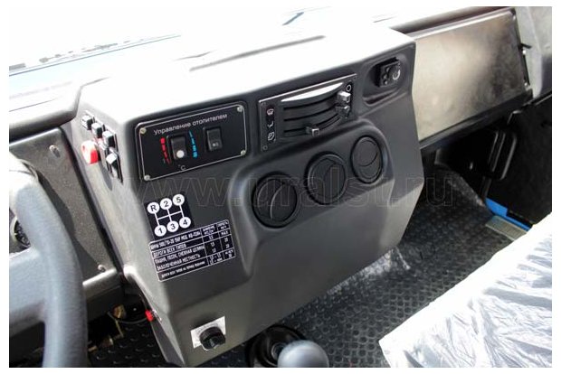 Седельный тягач Урал