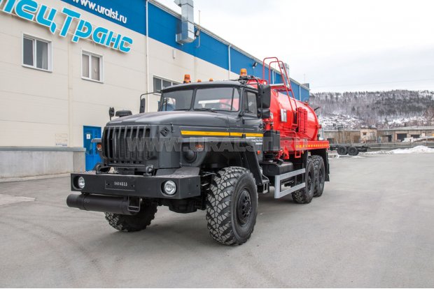 Автоцистерна АКН-10-ОД ВК