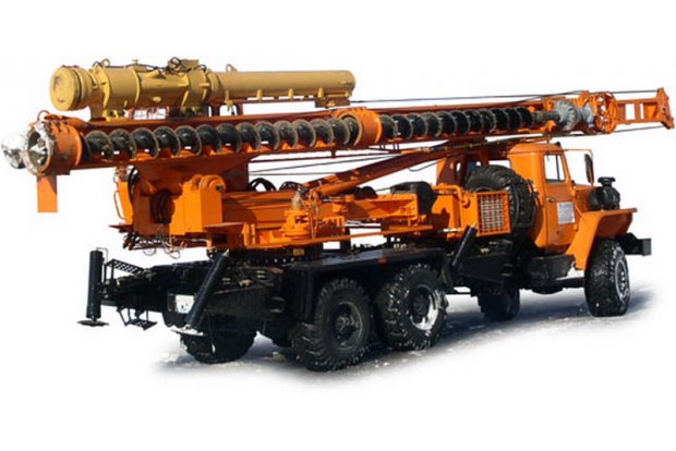 БУРИЛЬНО-СВАЕБОЙНАЯ МАШИНА БМ-811