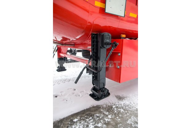 Опорное устройство полуприцепа