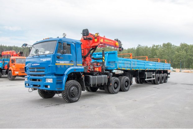 Бортовой полуприцеп УСТ