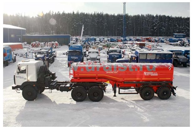 Седельный тягач МАЗ 642508-350-050P с полуприцепом-цистерной для технической воды ППЦТВ-20