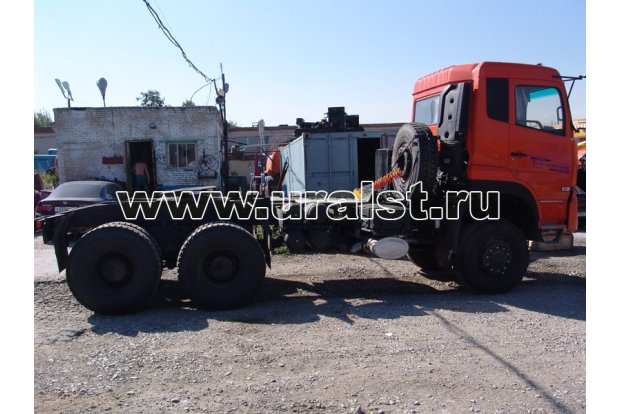 Седельный тягач DONGFENG