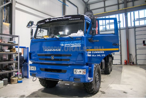 Солнцезащитный козырек